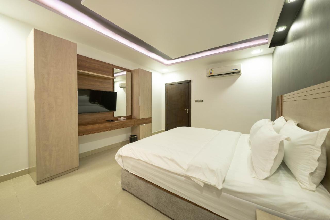 Mirada Gold Jizan - Resort & Private Pools מראה חיצוני תמונה A bedroom at the hotel