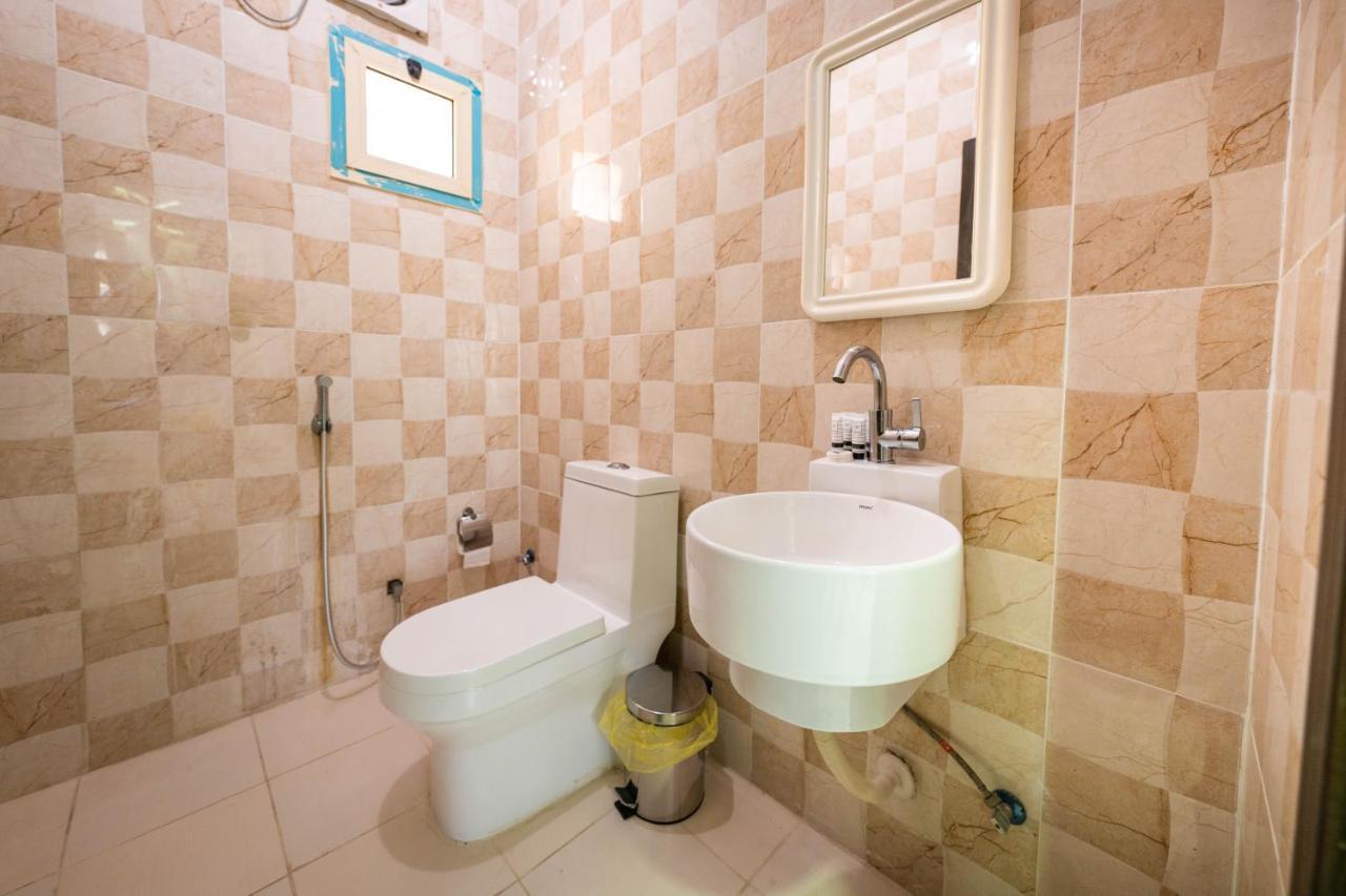 Mirada Gold Jizan - Resort & Private Pools מראה חיצוני תמונה Bathroom